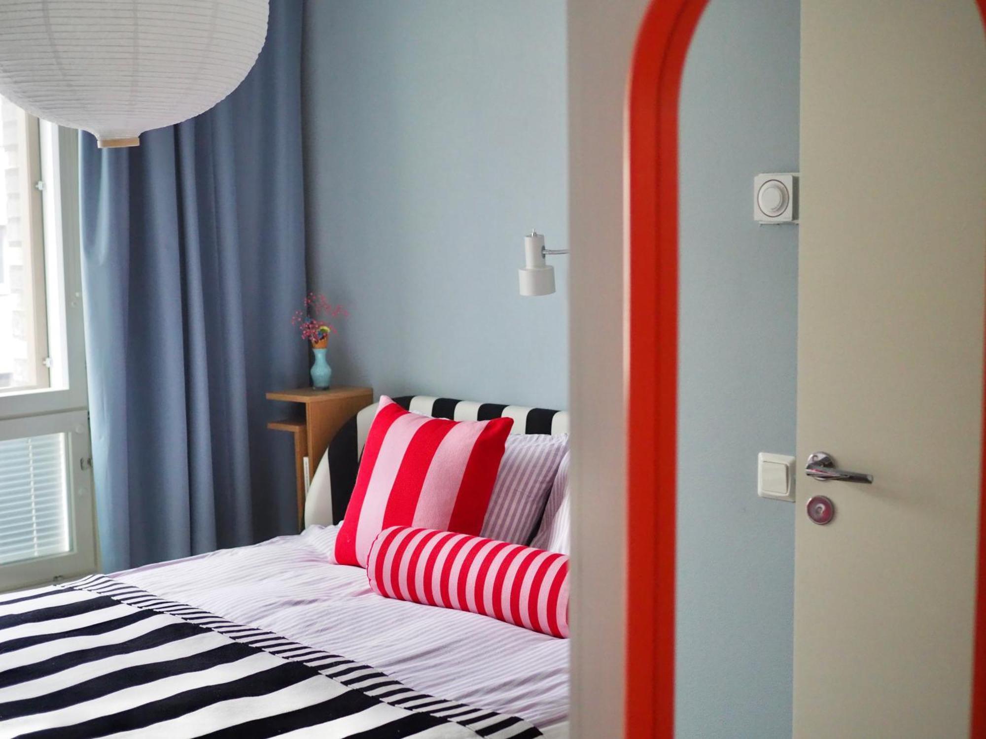 Leilighet Candy-colored Two-room With Sweet Views Helsingfors